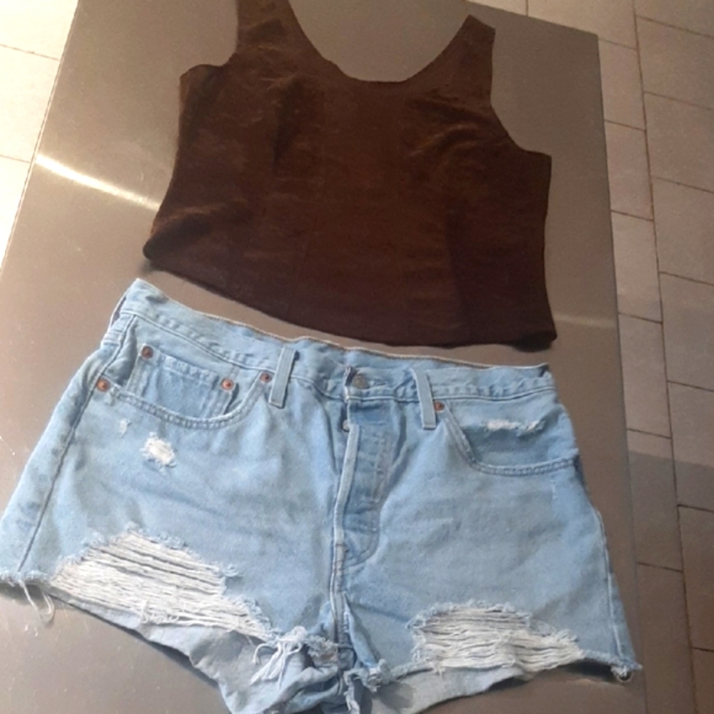 Levi's SHORTS+Chocolate🍩Faux Suede Tank Size M/L BUNDLE of TOP & SHORTS